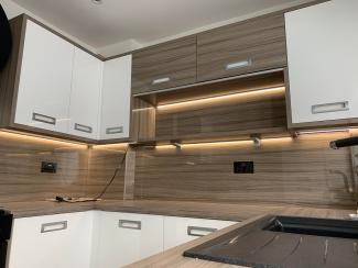 Under cabinet lighting