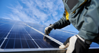 Choosing the Right Electrician in Cheshunt: A Homeowner’s Guide to Going Green with Solar & Battery Storage